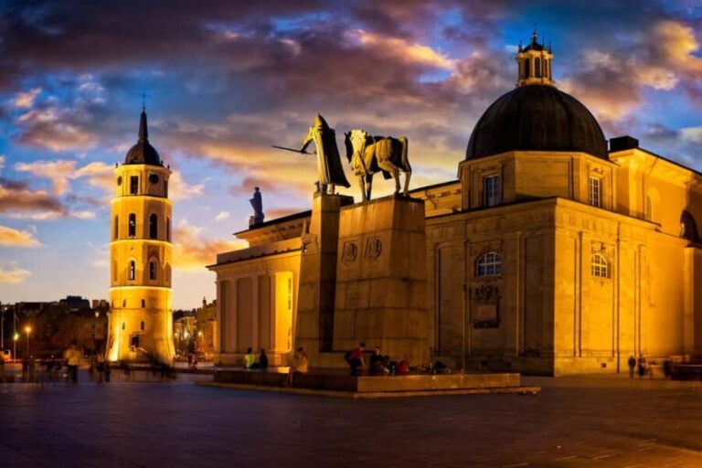 Vilnius: Private Ghostly Tales Walking Tour - Who Should Consider This Tour?