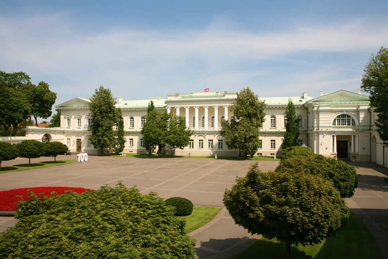Vilnius: Then and Now Private Old Town Tour - Why This Tour Offers Great Value
