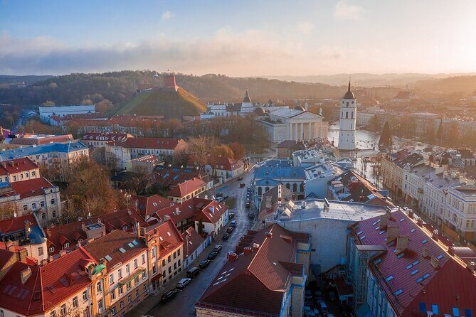 Vilnius to Riga - Sightseeing transfer - Who is this tour suited for?