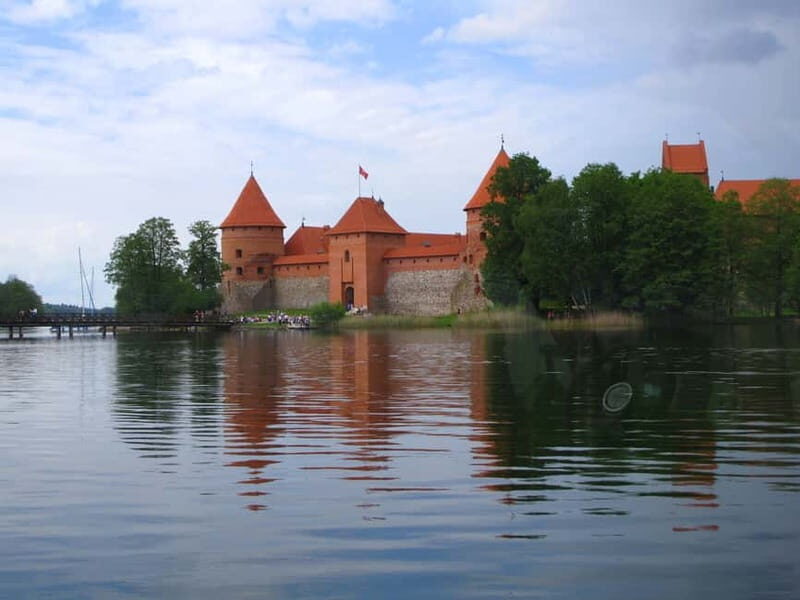 Vilnius: Trakai Tour with Audio Guide and Minibus Transfers - A Detailed Look at the Trakai Tour Experience