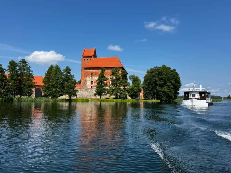 Vilnius: Trakai, Uzutrakis Manor, Hill of Angels, Boat Ride - Who Will Love This Tour?