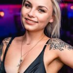 VIP Express Entrance with Open Bar to Hottest Party in Warsaw - Who Should Consider This Tour?
