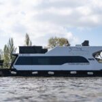 VIP Prague YachtBoat ONE Experience: All-You-Can-Drink - FAQ