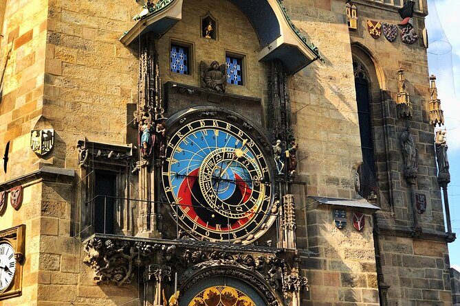 VIP Tour: Professional photos - You and Prague Best Monuments - Authentic Experiences and Practical Details