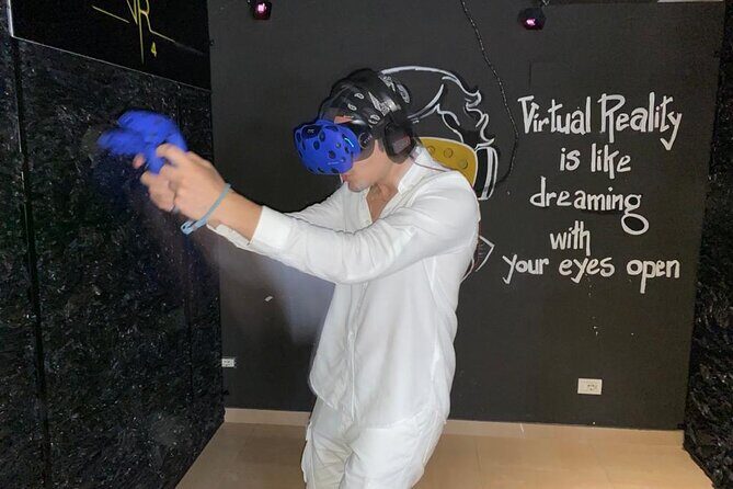 Virtual Reality Games and Experiences - Perfect place to drink and have fun! - A Detailed Look at the Virtual Reality Games Lounge Experience