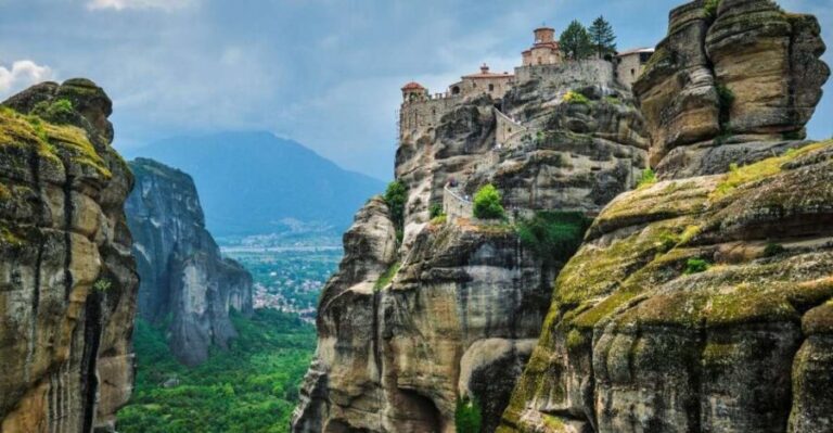 Visit Delphi & Meteora Monasteries Full Day Private Trip - Who Will Love This Tour?