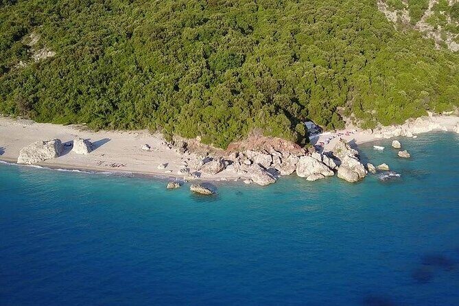 Visit Kroreza Beach by Boat - An In-Depth Look at Visiting Kroreza Beach by Boat
