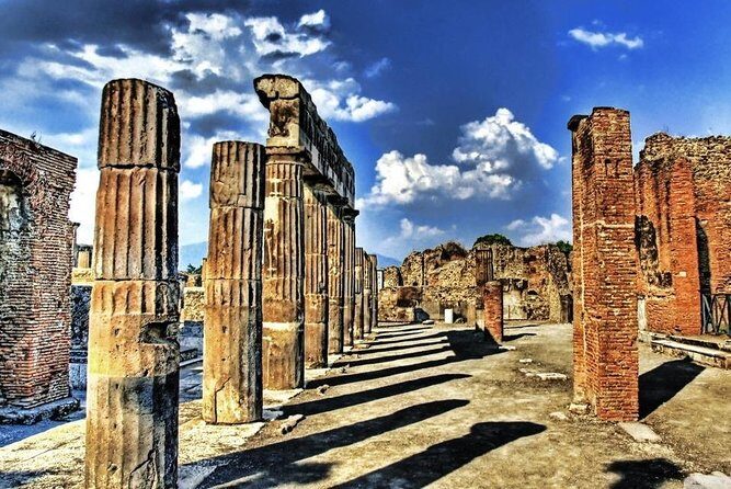 Visit Pompeii with a local expert guide - Authentic Experiences and Real Reviews