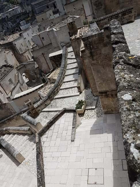 Visita ai Sassi di Matera in Italiano. CASA E CHIESA INCLUSE - An In-Depth Look at the Tour Experience