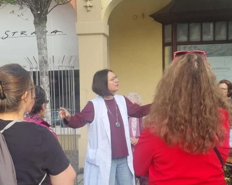 Voll im Glück  a thought-provoking city tour through Ludwigsburg - Who Will Benefit Most?