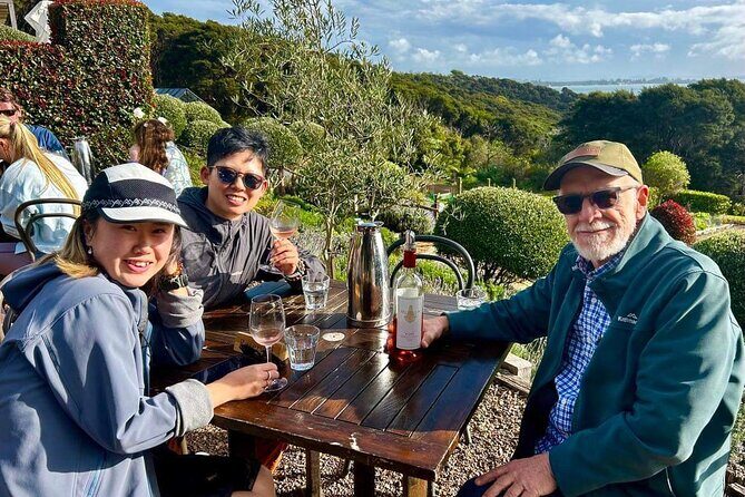 Waiheke Island: Taste&Graze Whisky Cellar Tour, Food, Olive Oil - FAQ