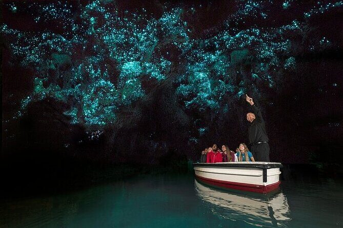 Waitomo Glow Worm Caves - Authentic Experiences and Authenticity