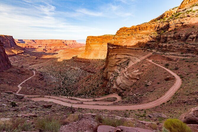 Walk With The Ancients Secluded Sunset Canyonlands Hike Adventure - The Full Experience: What to Expect from the Sunset Canyonlands Hike