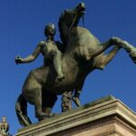 Walking around Turin with a local guide - Who would enjoy this tour most?