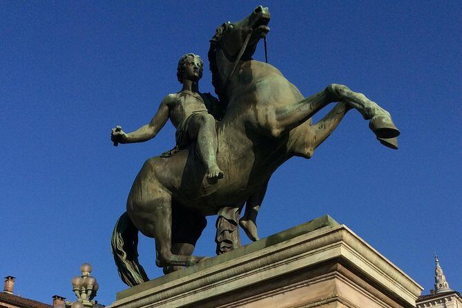 Walking around Turin with a local guide - Who would enjoy this tour most?