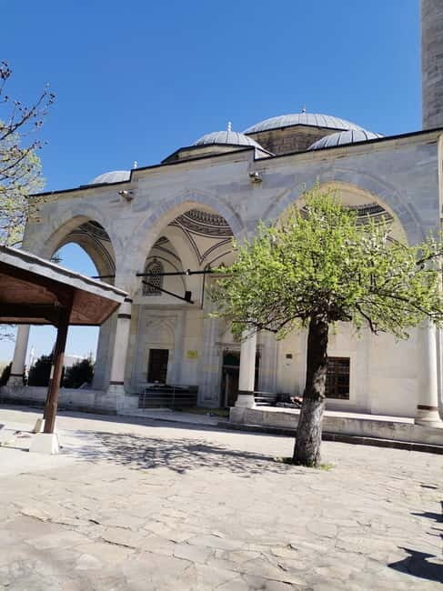 Walking in Skopje - A Closer Look at the Itinerary