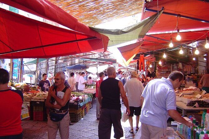 Walking in the historic center of Palermo and its markets - Practical Details and What You’ll Gain