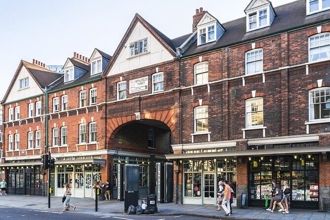 Walking Tour around Spitalfields in the East End of London - The Experience as a Whole
