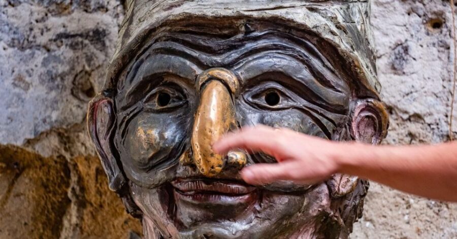 Walking-tour of the historic center of Naples in Italian - A Deep Dive into the Tour Experience