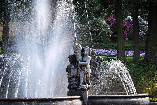 Walking tour with a private tour guide in the botanical gardens of Villa Taranto - A Deep Dive into the Villa Taranto Botanical Gardens Tour