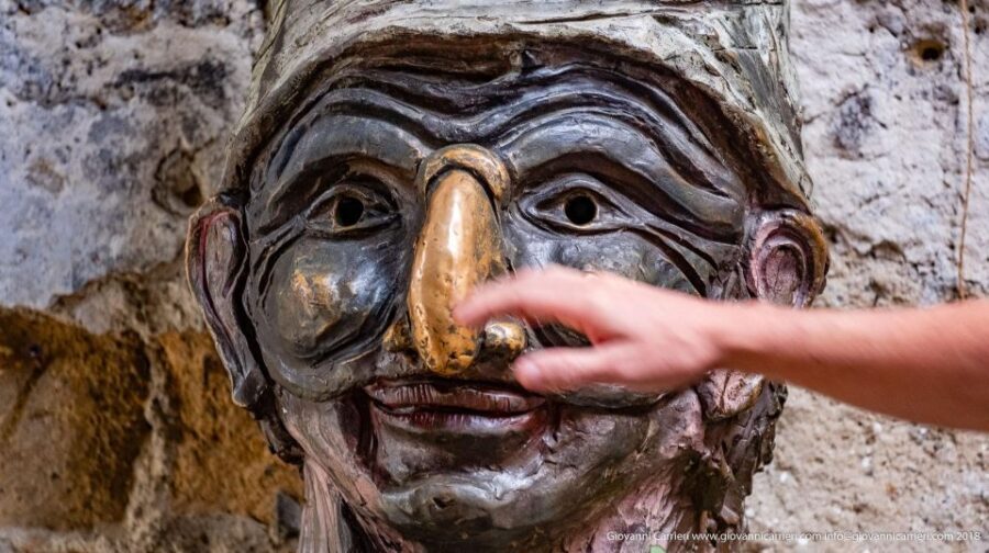 Walking Tour with Underground Naples - An In-Depth Look at the Walking Tour with Underground Naples