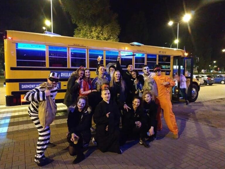 Warsaw: 1 Hour Private School Party Bus Experience - The Experience Itself