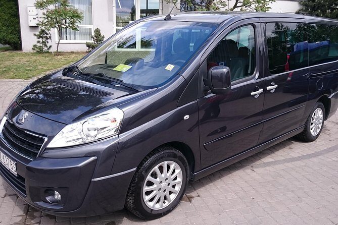 Warsaw Chopin Airport private transfer 5 to 8 passengers - In-Depth Look at the Experience