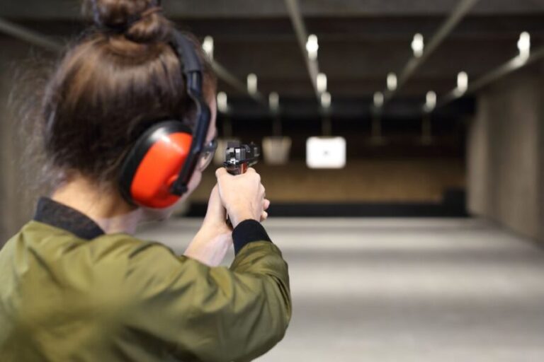 Warsaw: Gun Shooting Experience with Transfers - Who Is This Tour For?