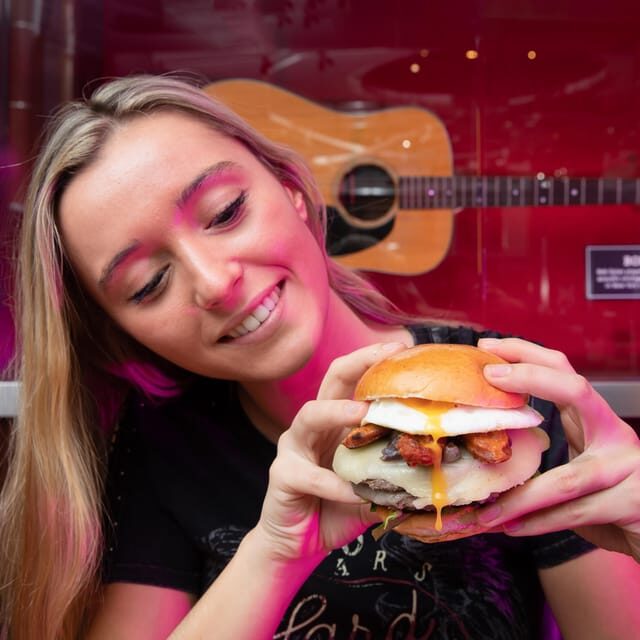 Warsaw: Messi Combo at Hard Rock Cafe with Skip-the-Line - FAQs