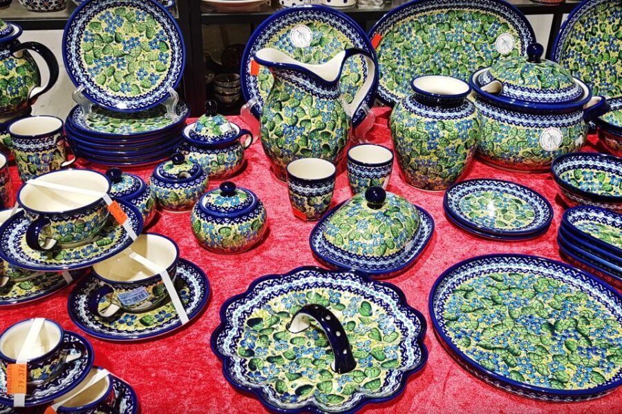 Warsaw: Pottery Decorating Ceramic Workshop - FAQ