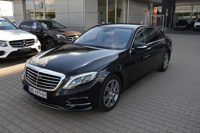 Warsaw Sightseeing with NEW Mercedes Sclass !!! - Key Points