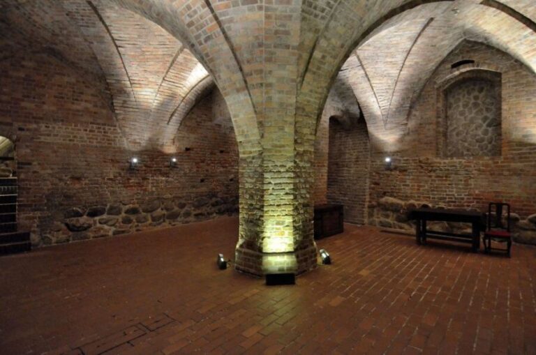 Warsaw: Skip-the-Line Royal Castle Guided Tour - Who Will Love This Tour?