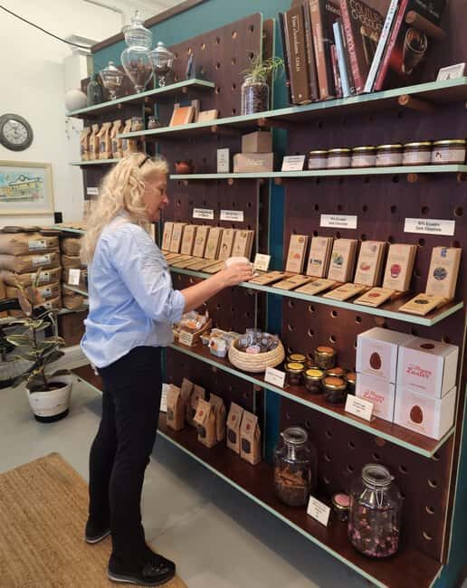 Wellington's Chocoholics Walking Odyssey - An In-Depth Look at Wellingtons Chocoholics Walking Odyssey