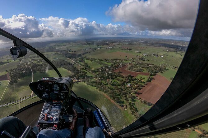 Western Ridge & Valley Floor: 20-Minute Helicopter Flight - An In-Depth Look at Your Helicopter Experience