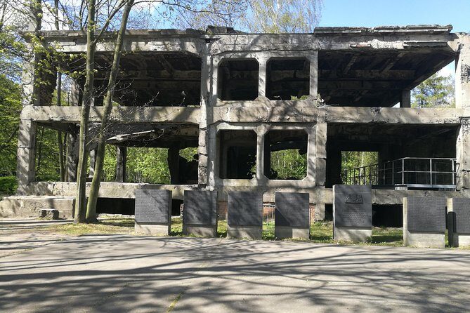 Westerplatte private tour led by Expert-Guide (door to door) - Why Travelers Appreciate This Tour