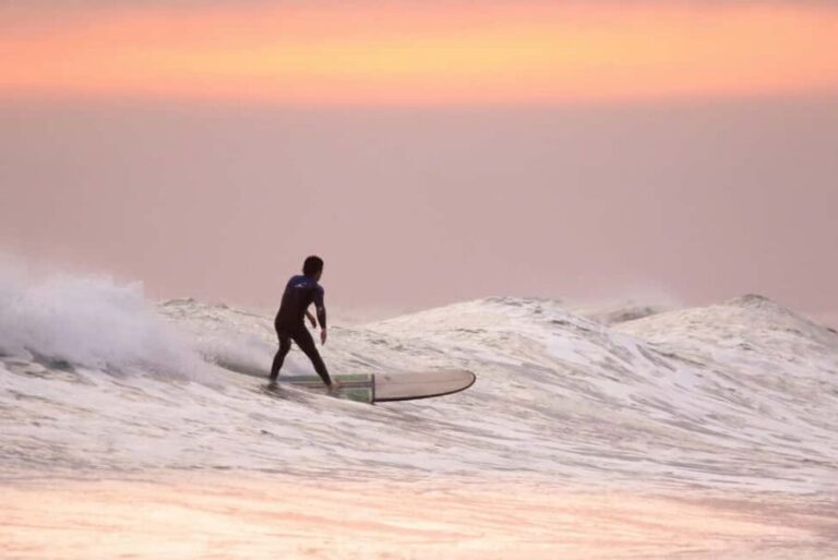 Whangamat: Private Couple Surf Lesson - Who Should Book This Experience?