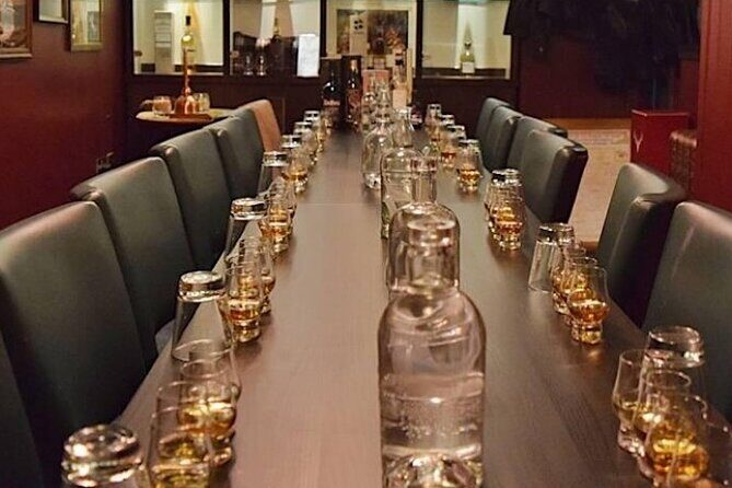 Whisky Tasting at Edinburgh's Award Winning Whiski Rooms - Authenticity and Value