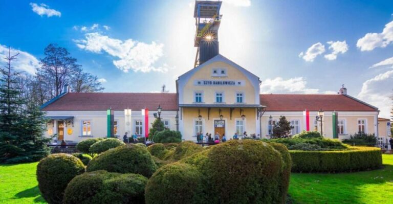 Wieliczka Salt Mine: Guided Tour from Krakow - An In-Depth Look at the Wieliczka Salt Mine Tour