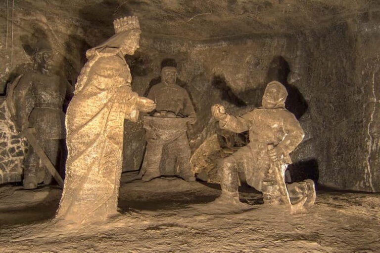 Wieliczka Salt Mine Tour from Krakow - A Deep Dive into the Wieliczka Salt Mine Tour