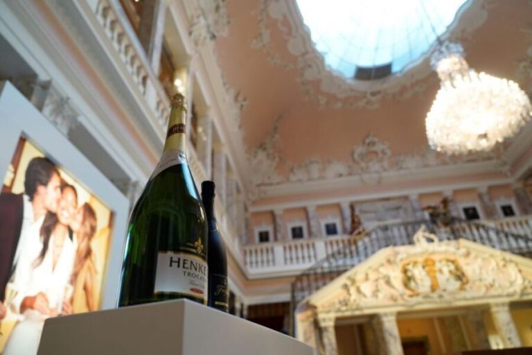 Wiesbaden: Sparkling Winemaking Tour with 3-Glass Tasting - A Detailed Look at the Wiesbaden Sparkling Winemaking Tour
