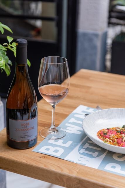 Wine and food pairing in Psyche Wine bar, near Syntagma - A Closer Look at the Psyche Wine Bar Experience