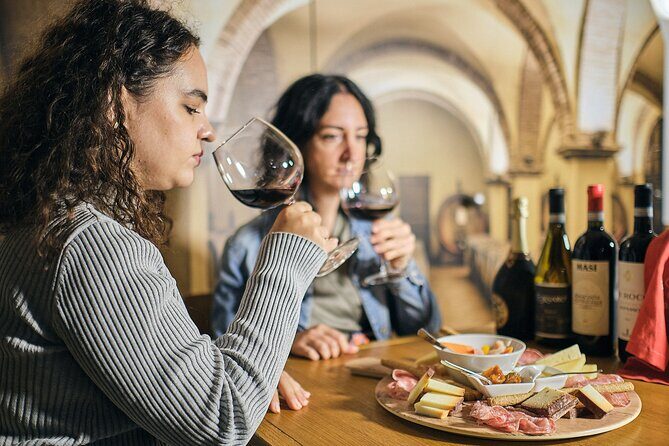Wine Tasting near the Aquarium of Genoa - Practical Details and Tips