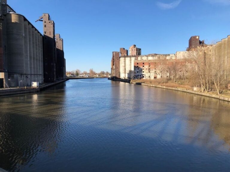 Wing Ride: The Hidden History of Chicken Wings Bike Tour - What Makes This Tour Special?