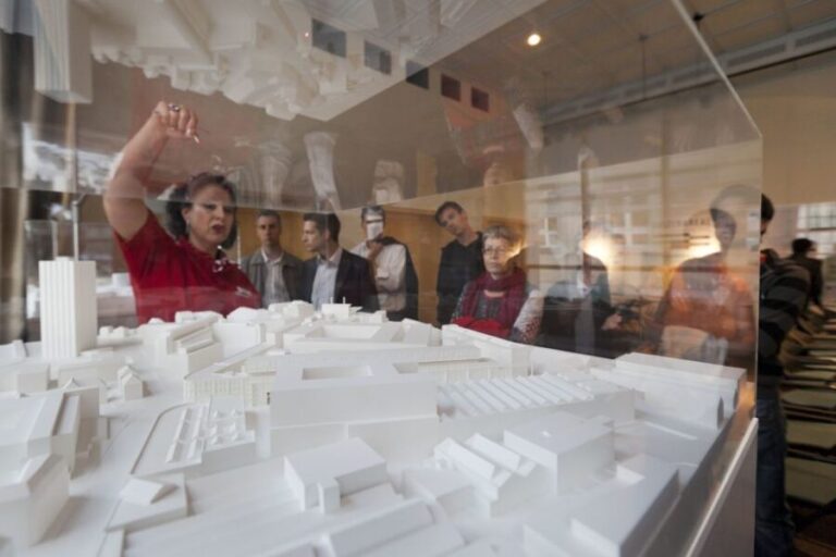 Winterthur: Guided Tour of the Sulzerareal District - An Honest Look at the Sulzerareal Guided Tour
