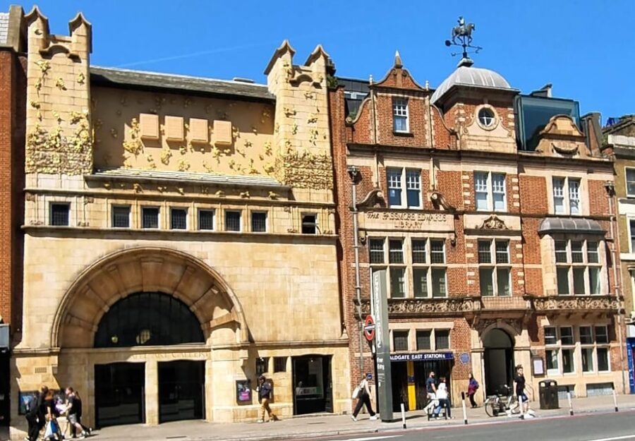 Women in London: Whitechapel Walk by Sams Walk - A Deeper Look at the Whitechapel Women’s Walk