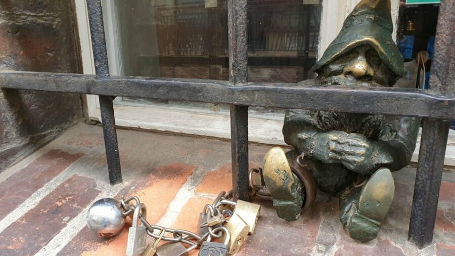 Wrocaw: Following the dwarfs'. See the city differently! 2h - Final Thoughts: Why You Should Consider the Dwarves Tour