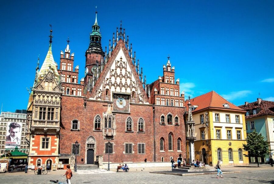 Wroclaw: City of 100 Bridges 4-Hour Private City Tour - Who Will Love This Tour?