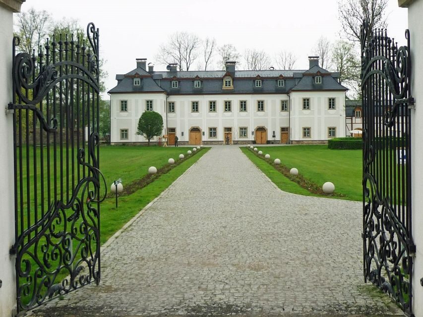 Wroclaw Day Tour to Giant Mountains, Karpacz, Palaces Valley - What to Expect: A Day of Scenic and Cultural Highlights