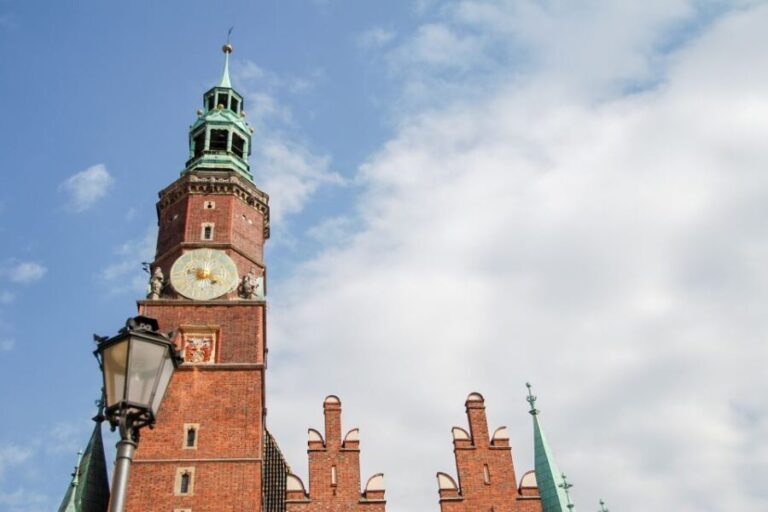 Wroclaw: Private 2-Hour Guided Tour - What Makes This Tour Stand Out?