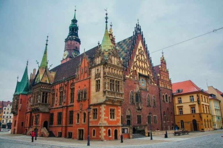 Wroclaw: Private custom tour with a local guide - The Sum Up